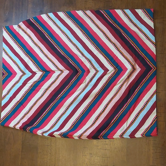 LOFT Chevron Pencil Skirt - Picture 2 of 11